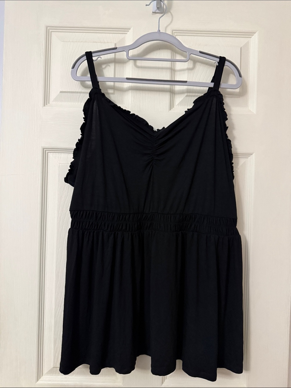 Torrid Super Soft Black Ruffled Tank Top Sz 4, 4X, 26
